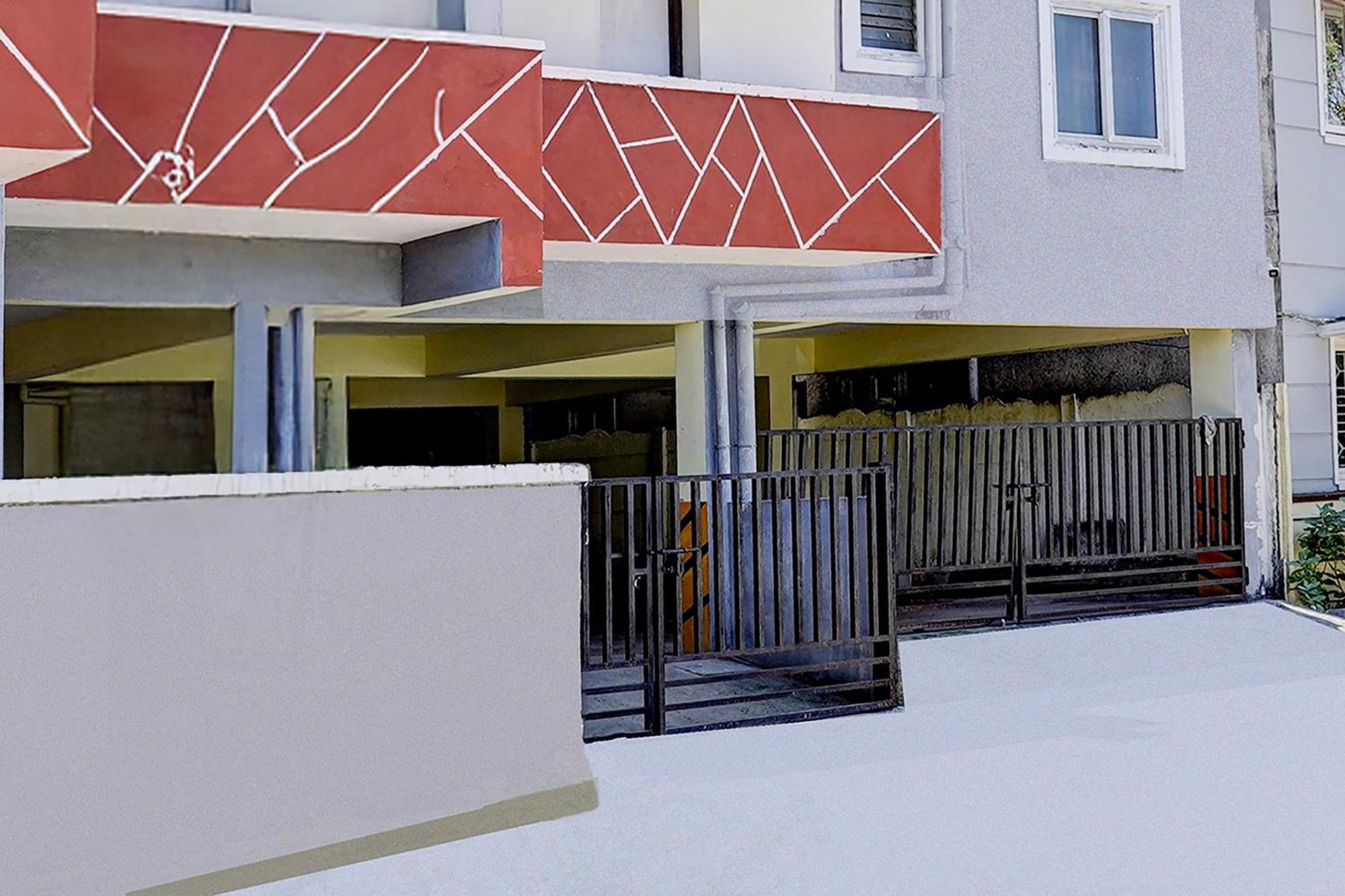 Collection O Sithalapakkam Medavakkam Formerly Srinivasa Residency Madrás Exterior foto